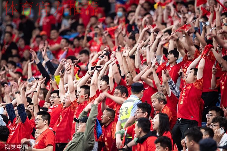 中国男足友谊赛2:0巴勒斯坦队 蒋光太国家队首球 中国男足友谊赛2:0巴勒斯坦队 蒋光太国家队首球